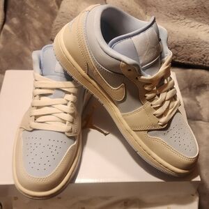 Jordan 1 Low Hydrogen Blue 6.5 W